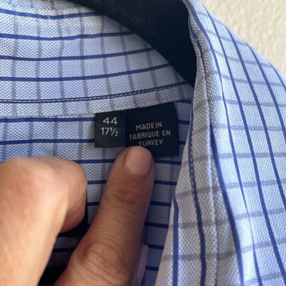 Hugo Boss slim fit button down - Picture 3 of 5